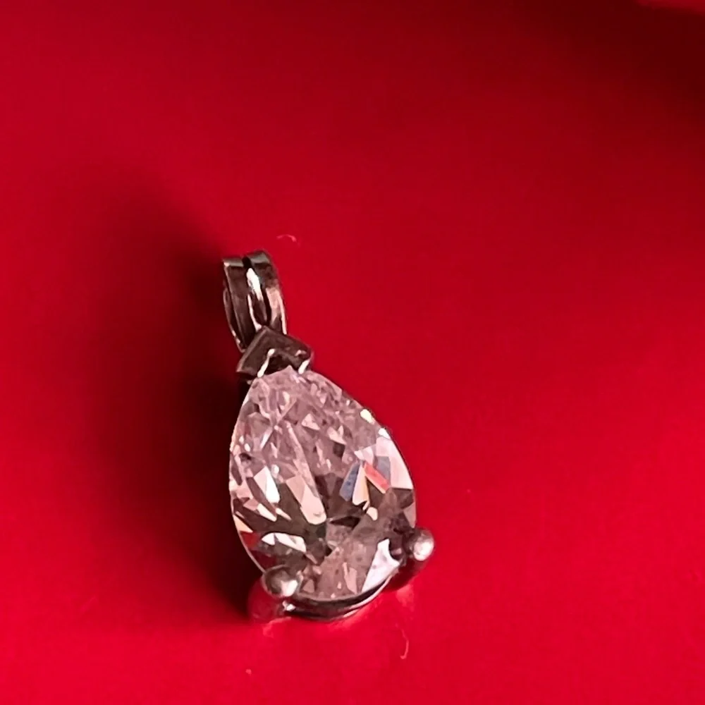 925 Silver Pendant,Elegant Silver Pendant with Clear Gemstone